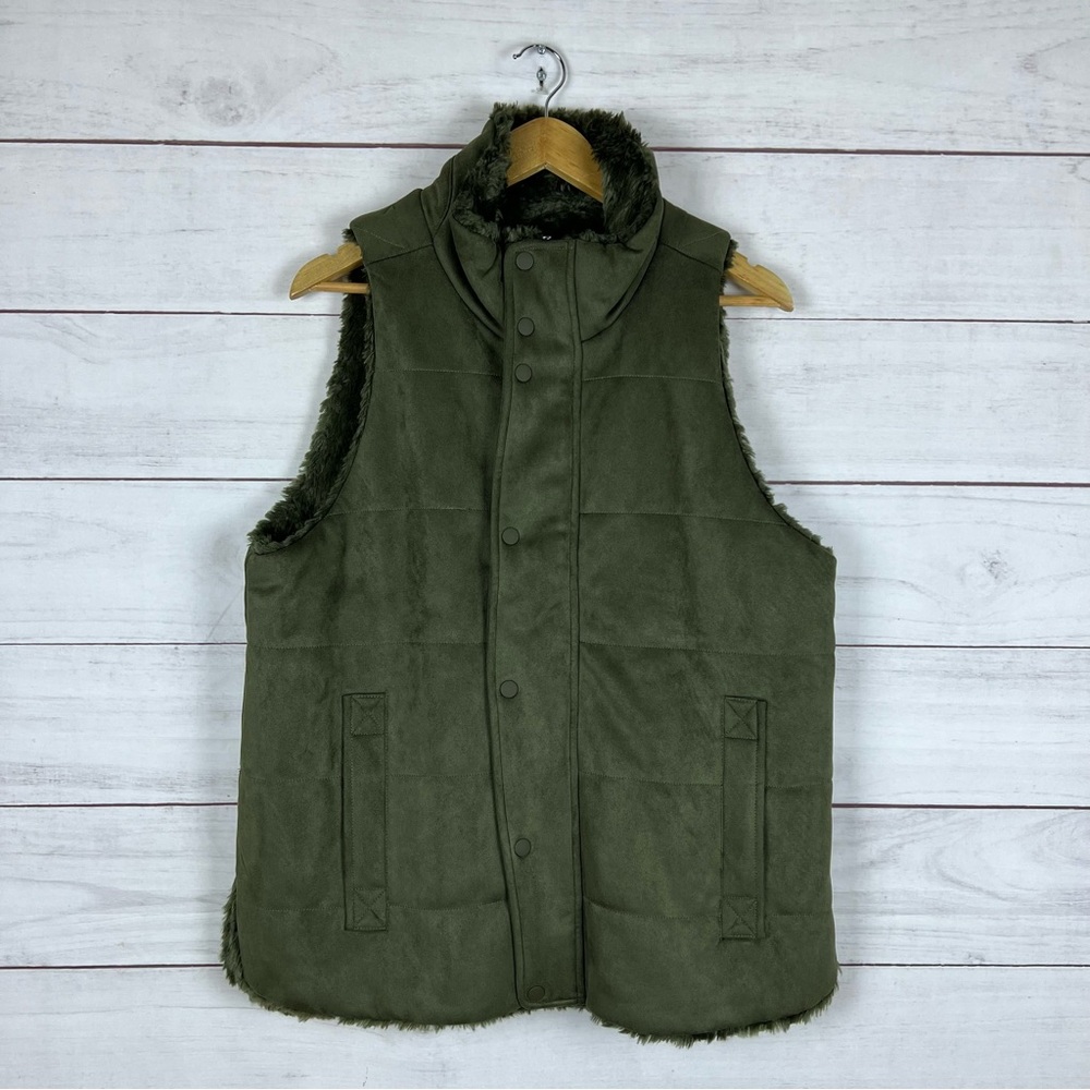 Tuckernuck Reversible Vest Large